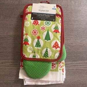 Kitchen Set of 7 Pcs Christmas Towels Dishcloth oven Mitt Pot Holder Mainstays